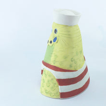 Load image into Gallery viewer, Jerry sailor budgie bust