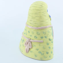 Load image into Gallery viewer, Mary small budgie bust
