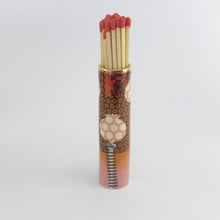 Load image into Gallery viewer, Large match striker pot poppy head