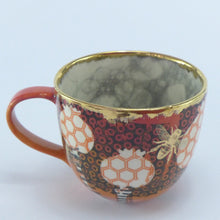 Load image into Gallery viewer, Poppy seed head cup B