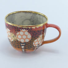 Load image into Gallery viewer, Poppy seed head cup B