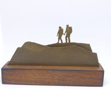 Load image into Gallery viewer, Hill walk couple