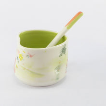 Load image into Gallery viewer, Heart dish with spoon lime