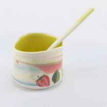 Load image into Gallery viewer, Heart dish with spoon yellow