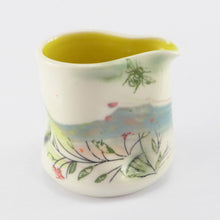 Load image into Gallery viewer, Small pourer Yellow