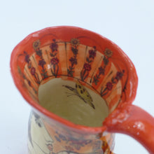 Load image into Gallery viewer, Figure small jug red