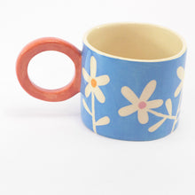 Load image into Gallery viewer, Bright blue daisy mug