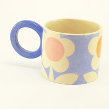 Load image into Gallery viewer, Cornflower flower mug