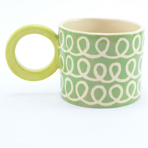 Green squiggle mug
