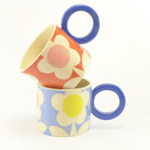 Load image into Gallery viewer, Cornflower flower mug