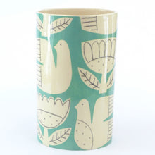 Load image into Gallery viewer, Jade patchwork bird oval vase