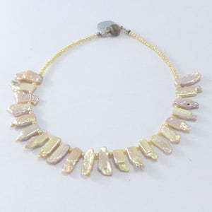 Pink pearl necklace R5