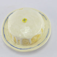 Load image into Gallery viewer, Cake with a leaning workman