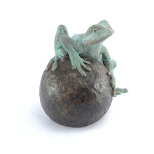 Load image into Gallery viewer, Medium frog on ball