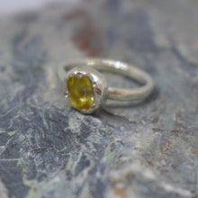 Load image into Gallery viewer, Citrine nugget ring