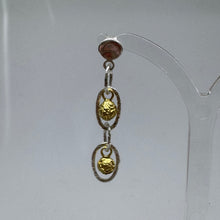 Load image into Gallery viewer, Silver and gilt peppercorn droplet earrings