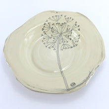 Load image into Gallery viewer, Cow Parsley Medium Wonky Dish CP12