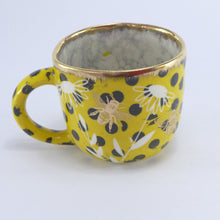 Load image into Gallery viewer, Mustard polka dot cup A