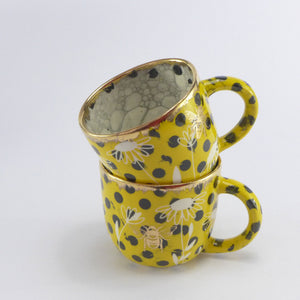 Mustard polka dot cup B
