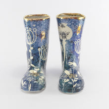 Load image into Gallery viewer, Pair of ceramic wellies