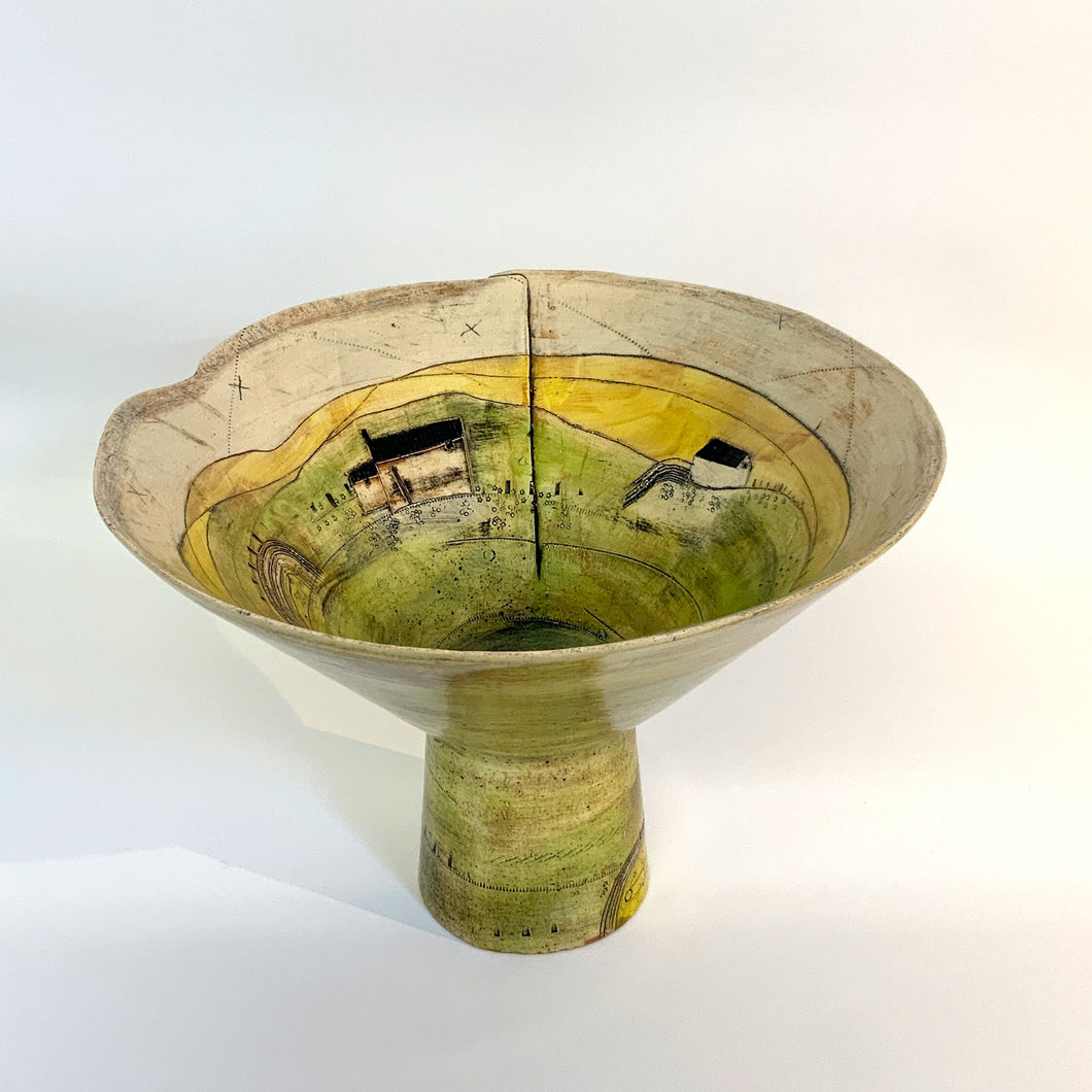 Footed Round Dish House in Landscape DB015