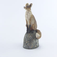 Load image into Gallery viewer, Small sitting fox on a hill brown
