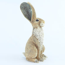 Load image into Gallery viewer, Small sitting hare 1
