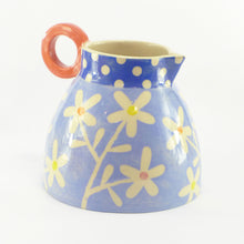 Load image into Gallery viewer, Cornflower blue daisy fat jug