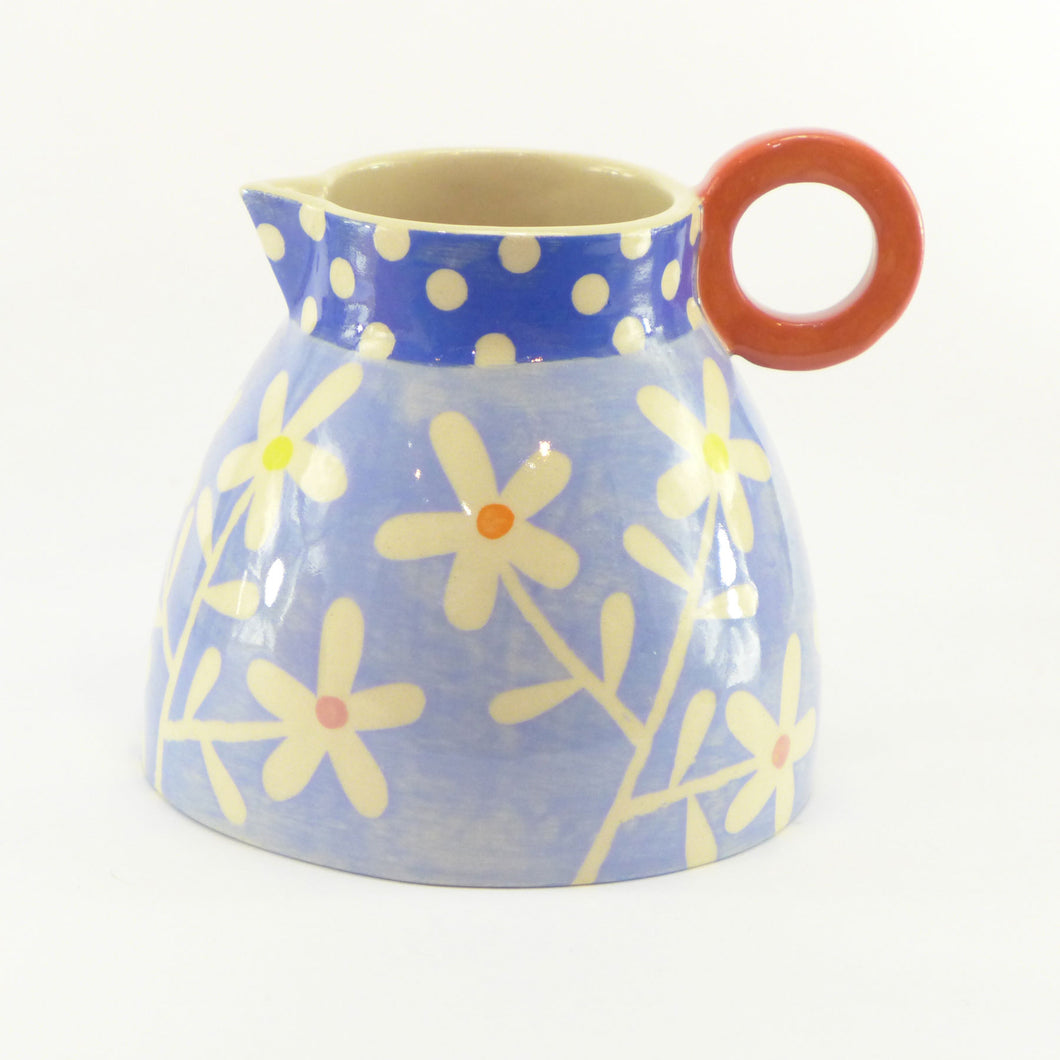 Cornflower blue daisy fat jug