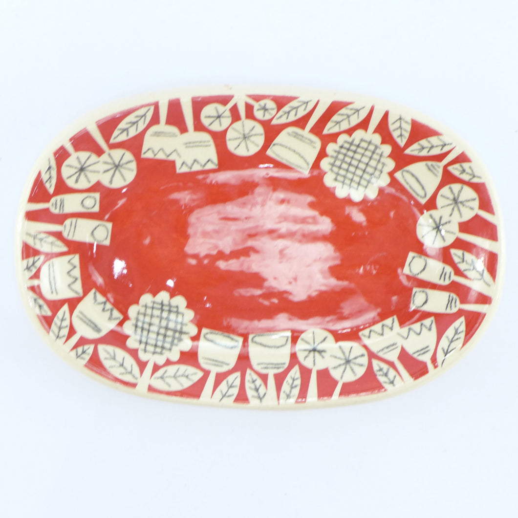 Dark red scrapbook small oval plate