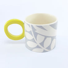 Load image into Gallery viewer, Grey ava bird mug