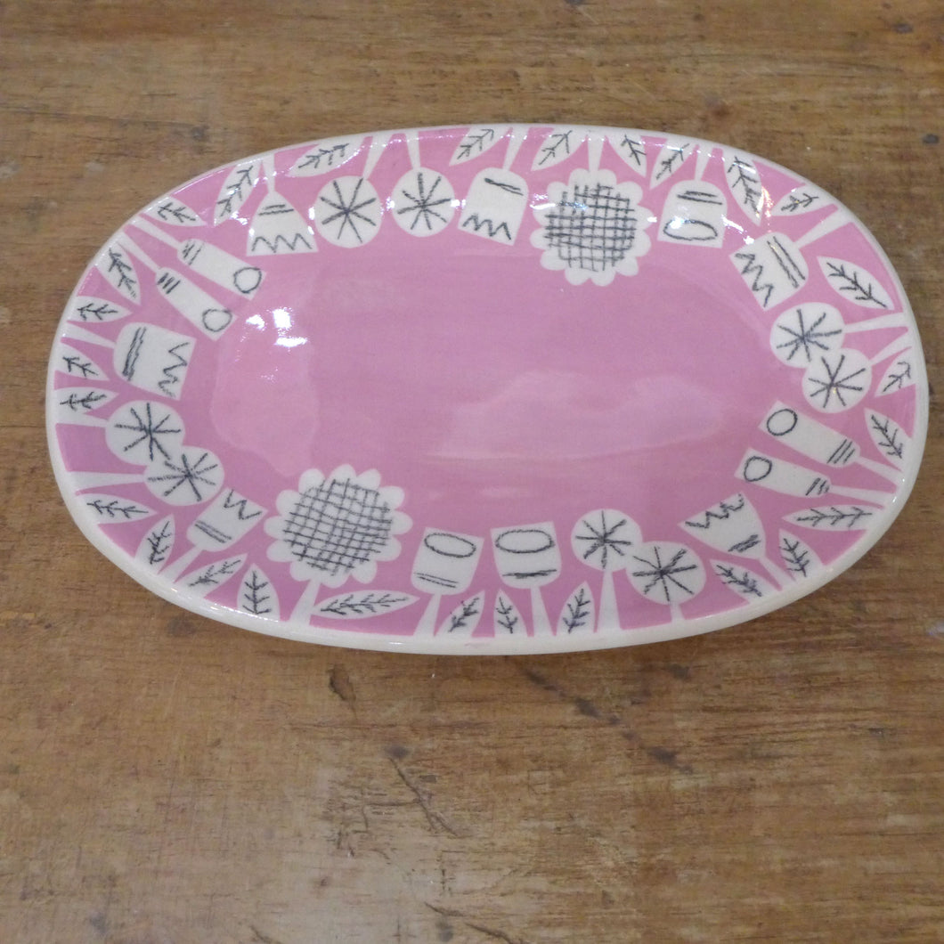 Pink scrapbook small oval plate