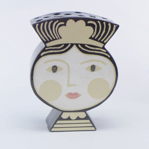 Queen flower brick