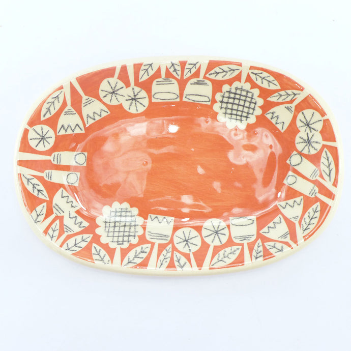 Red scrapbook small oval plate