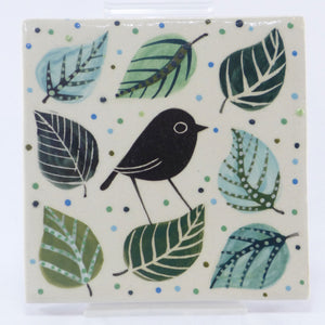 Bird with big leaves tile