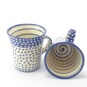 Blue xl spotty mug