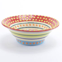 Load image into Gallery viewer, Red edge small bowl with sun centre