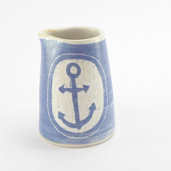 Blue and white mini jug anchor
