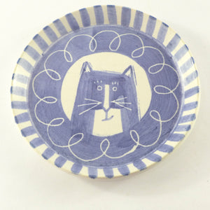 Cat plate