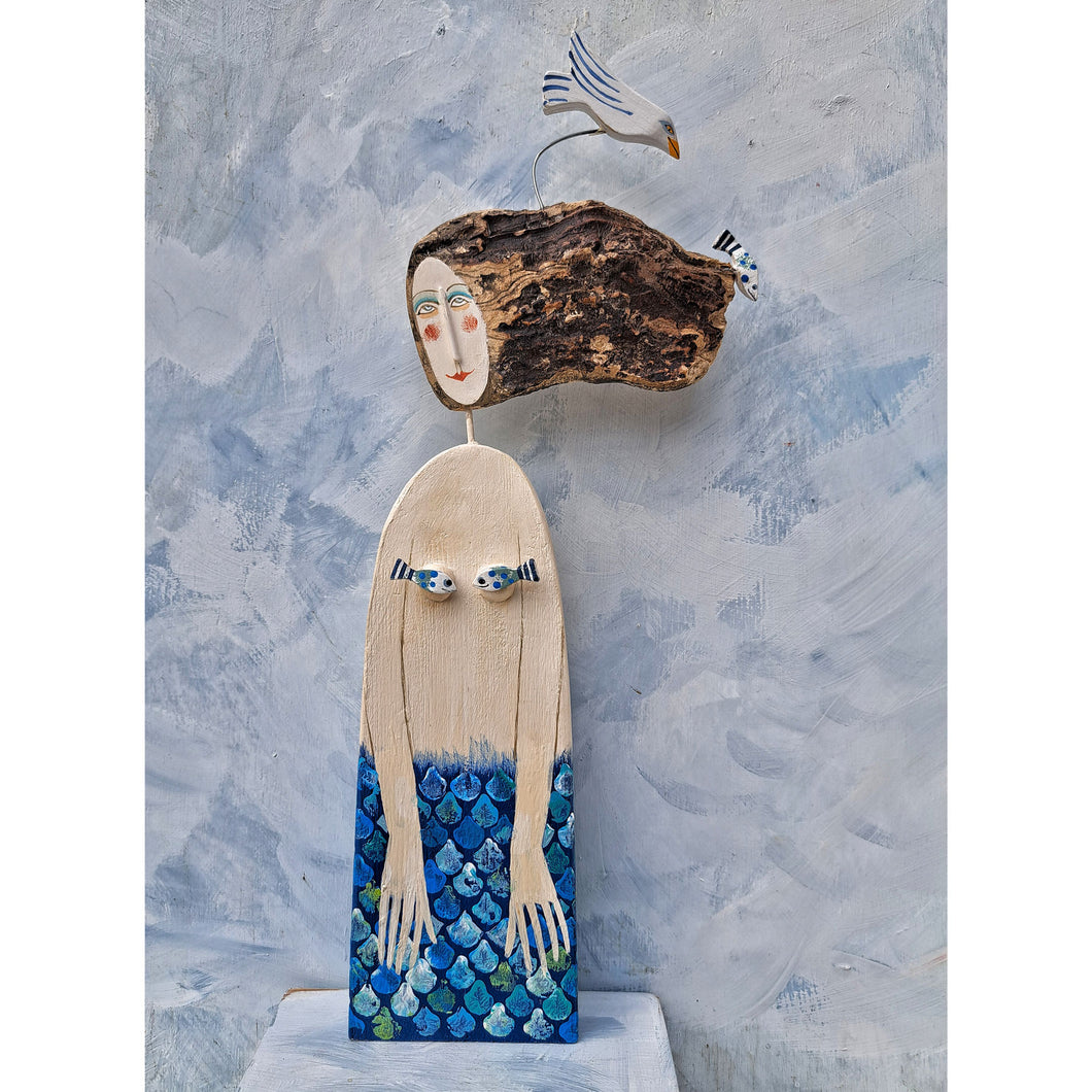 Mermaid freestanding in an westerly wind