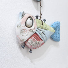 Load image into Gallery viewer, Fish with button wallmount