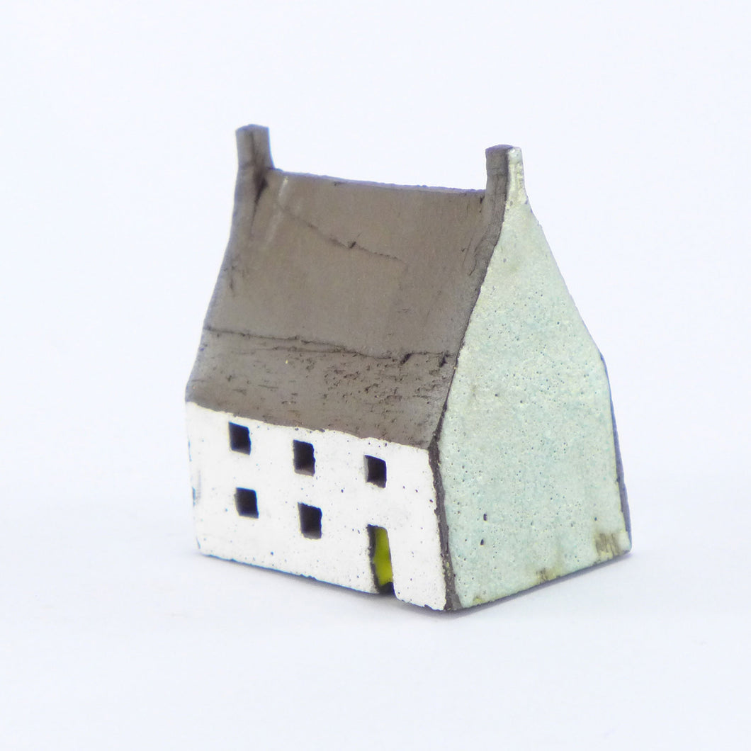 Ceramic house with aqua gable PMJ09