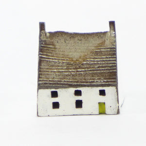 Ceramic house with ridged roof PMJ04