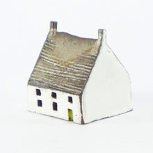 Load image into Gallery viewer, Ceramic house with ridged roof PMJ04