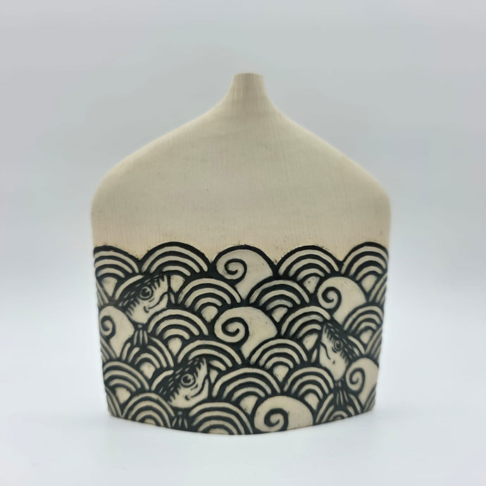 Three Fish Small Vessel (i)
