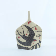 Load image into Gallery viewer, Swallow Small Vessel