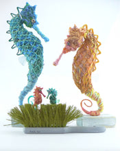 Load image into Gallery viewer, Smaller seahorse