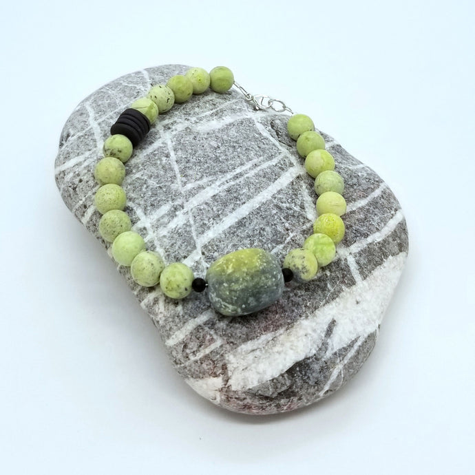 Matt green serpentine Bracelet CB86