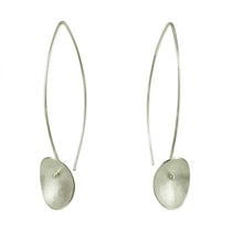 Load image into Gallery viewer, GCE11 Silver seed long drop earrings