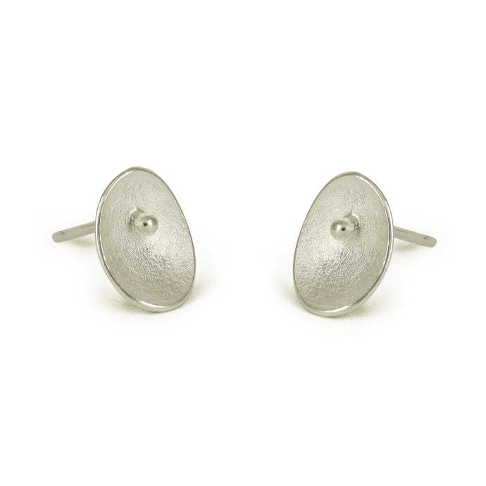 GCE12 Silver seed stud earrings
